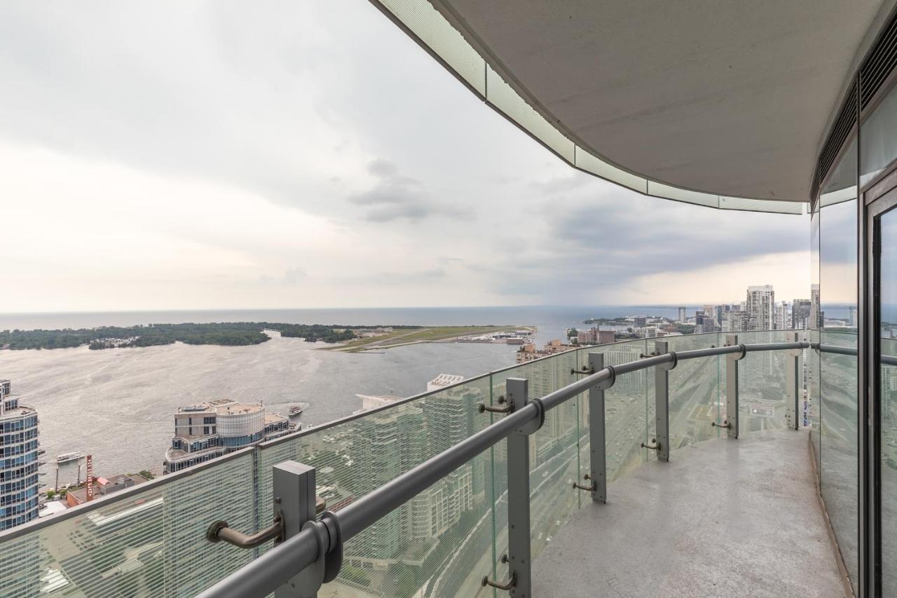 Apartamento Cloud 9 In Downtown Toronto Exterior foto